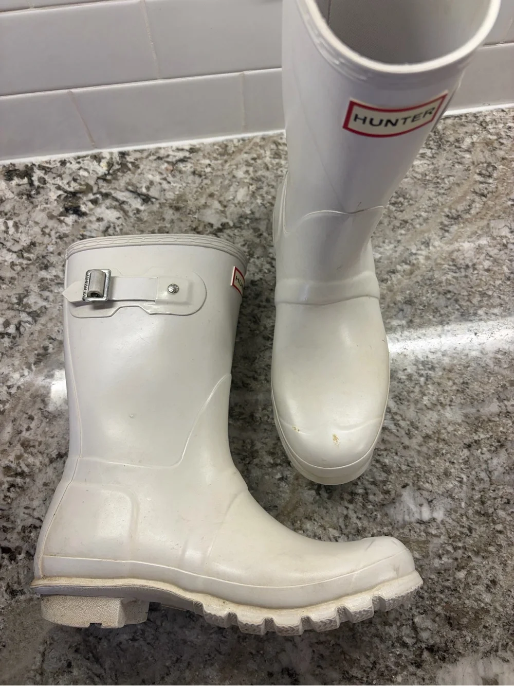 Hunter sleek white